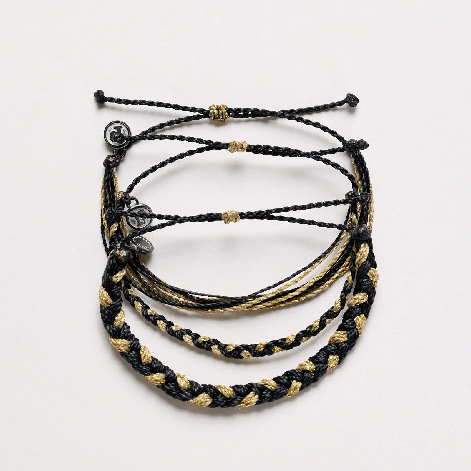 1225-black-gold-collection-4.webp Black & Gold Collection