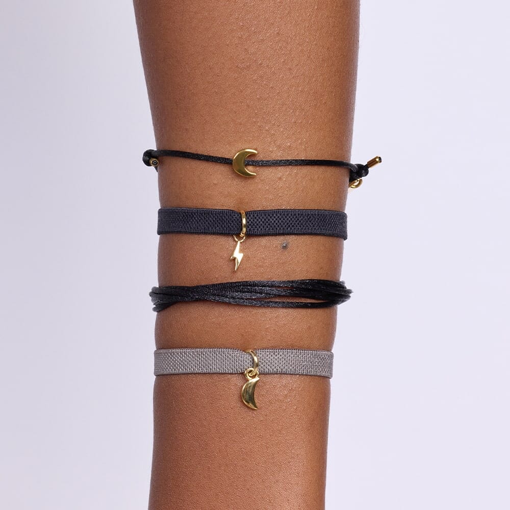 1251-silky-friendship-bracelet-11.jpg Silky Friendship Bracelet