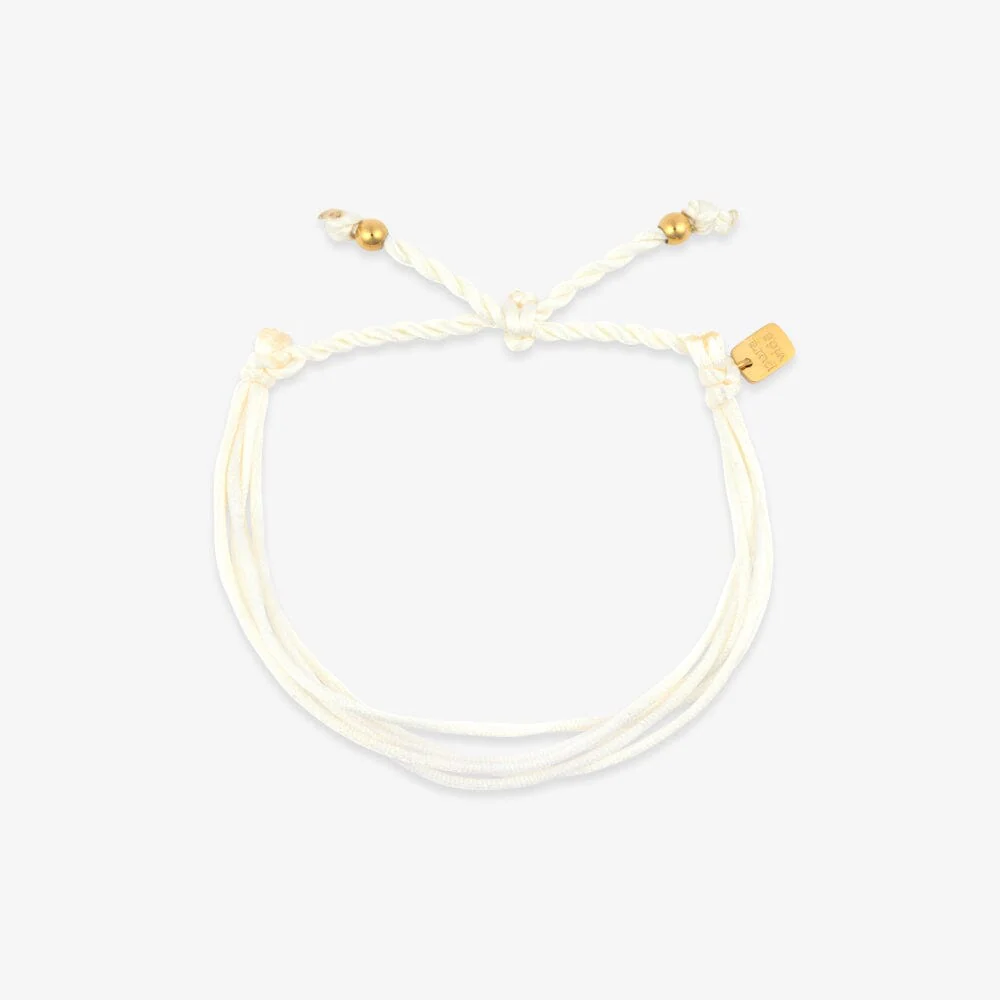 1251-silky-friendship-bracelet-3.webp Silky Friendship Bracelet
