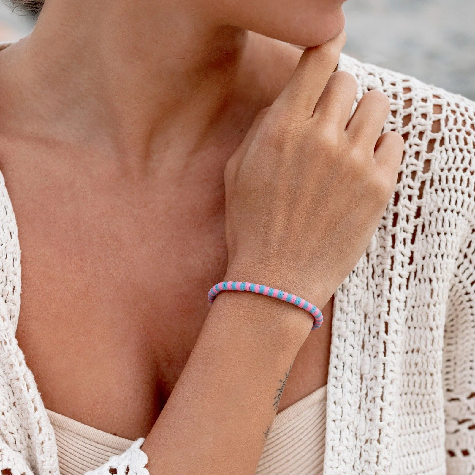1362-bubblegum-seascape-stretch-bracelet-3.webp Bubblegum Seascape Stretch Bracelet