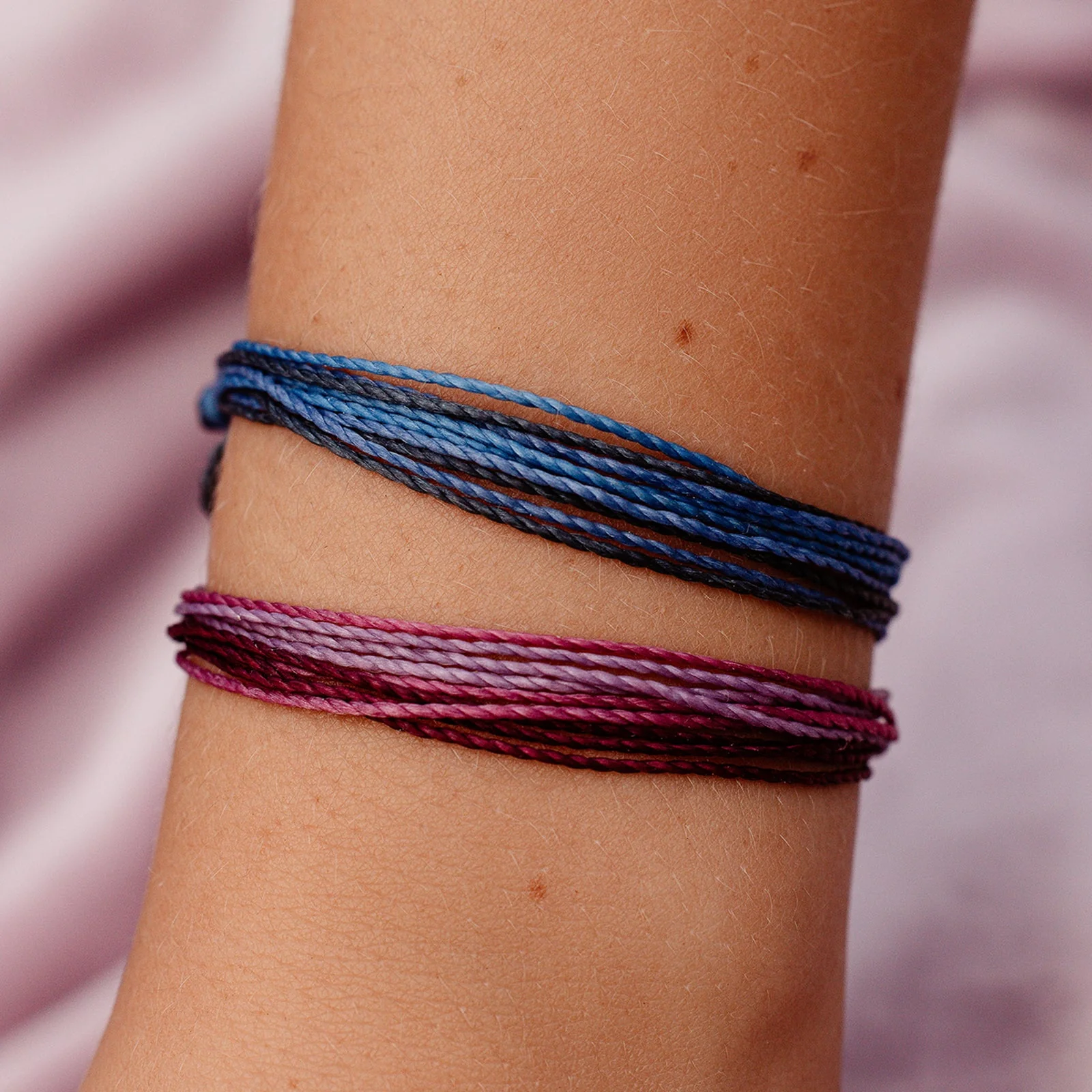 1384-night-bracelet-3.webp Night Bracelet