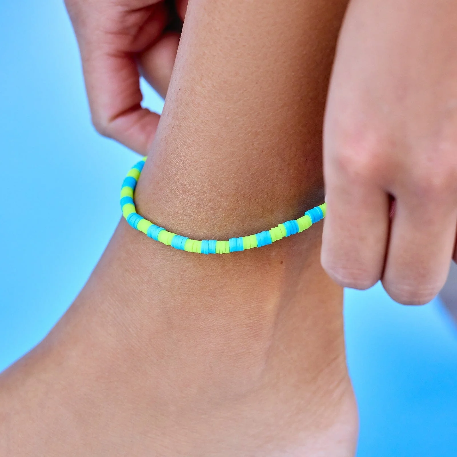 1555-yucca-seascape-stretch-anklet-2.webp Yucca Seascape Stretch Anklet