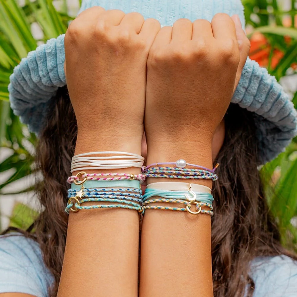 1583-friendship-cord-bracelet-13.webp Friendship Cord Bracelet