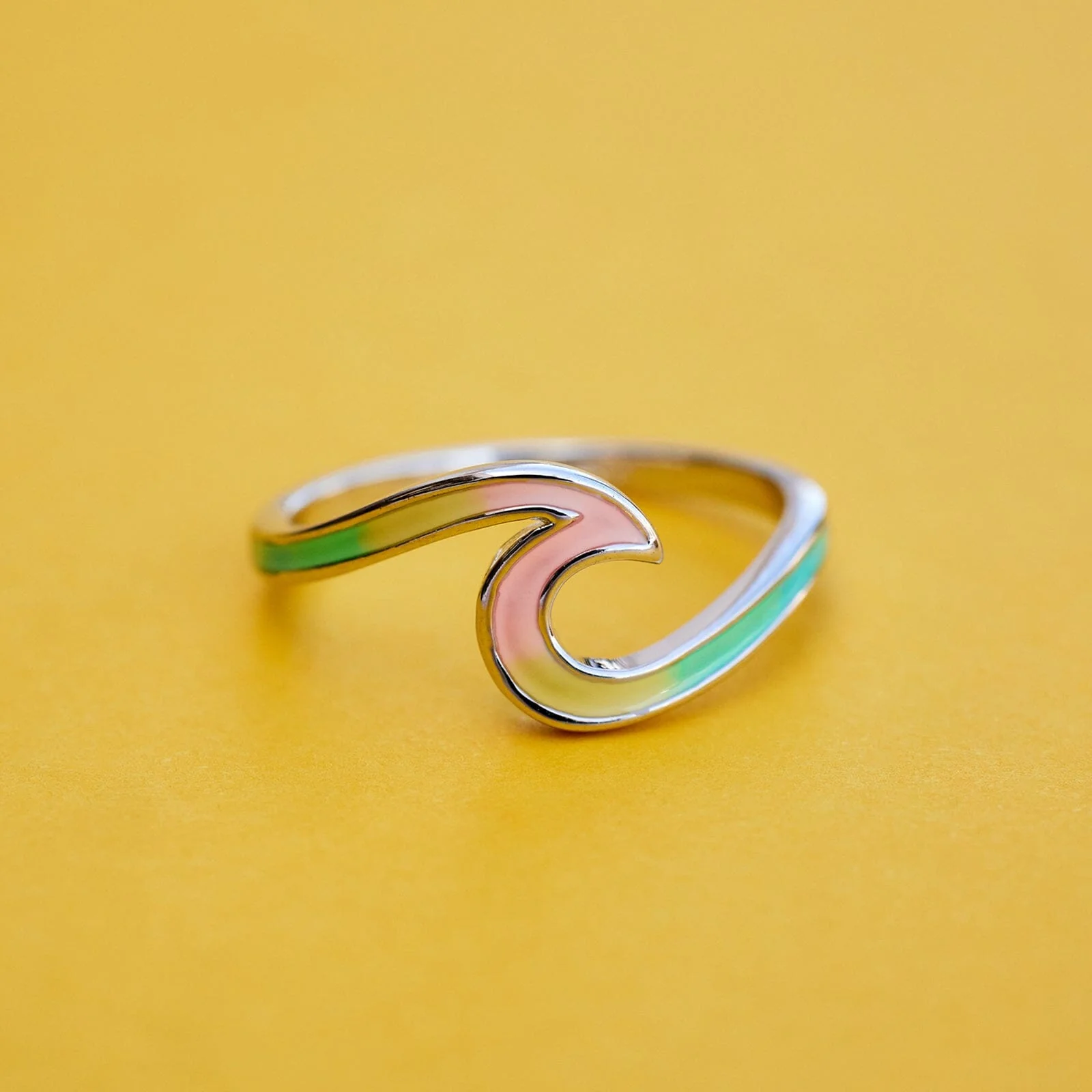 1648-tie-dye-wave-ring-5.webp Tie-Dye Wave Ring