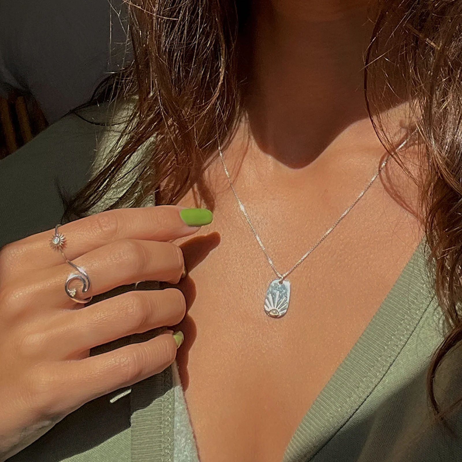 1846-diamond-wave-ring-5.webp Diamond Wave Ring