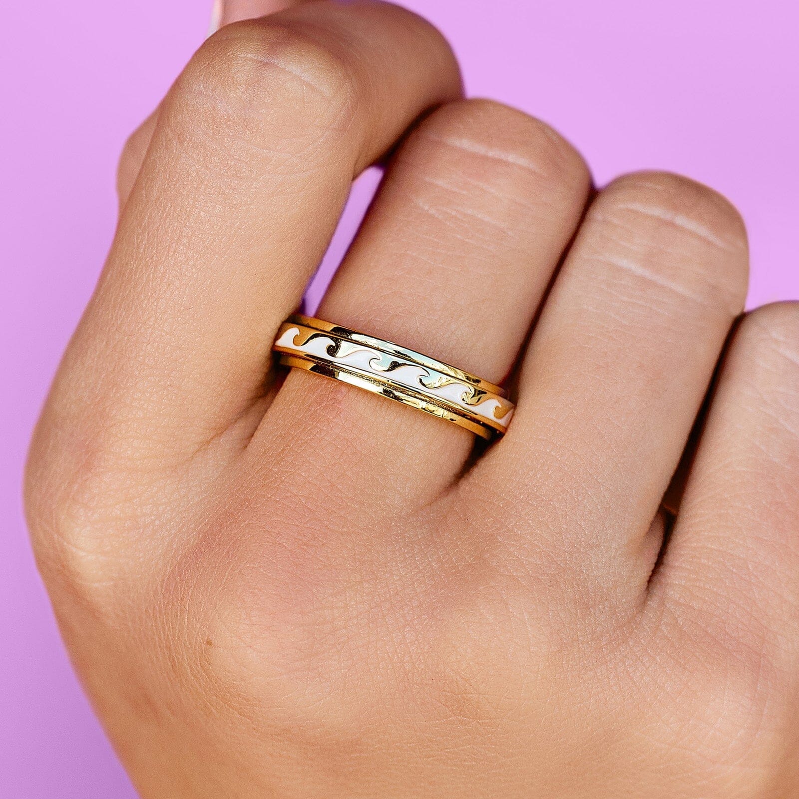 1889-enamel-wave-fidget-ring-4.jpg Enamel Wave Fidget Ring