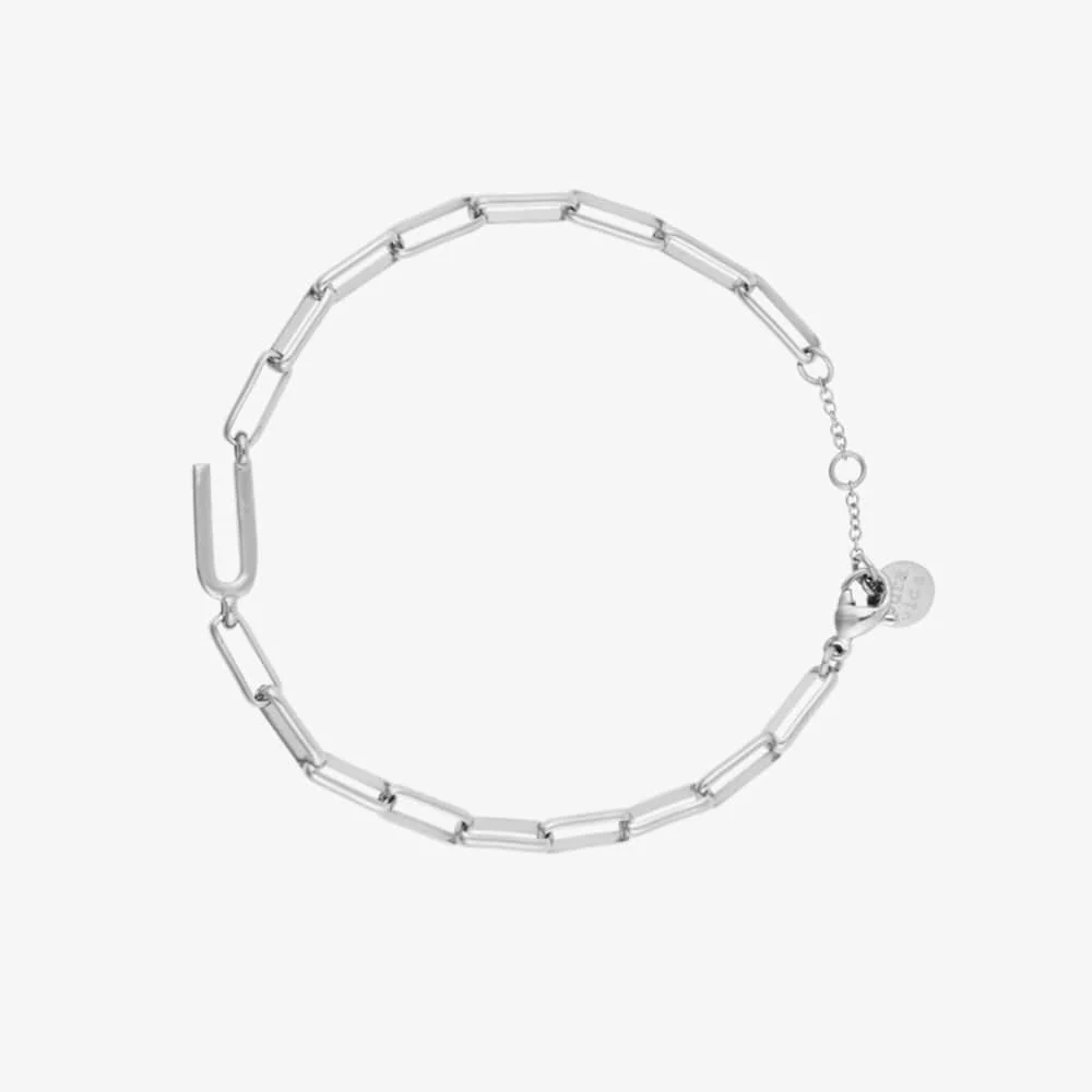 1971-initial-paperclip-chain-bracelet-11.webp Initial Paperclip Chain Bracelet