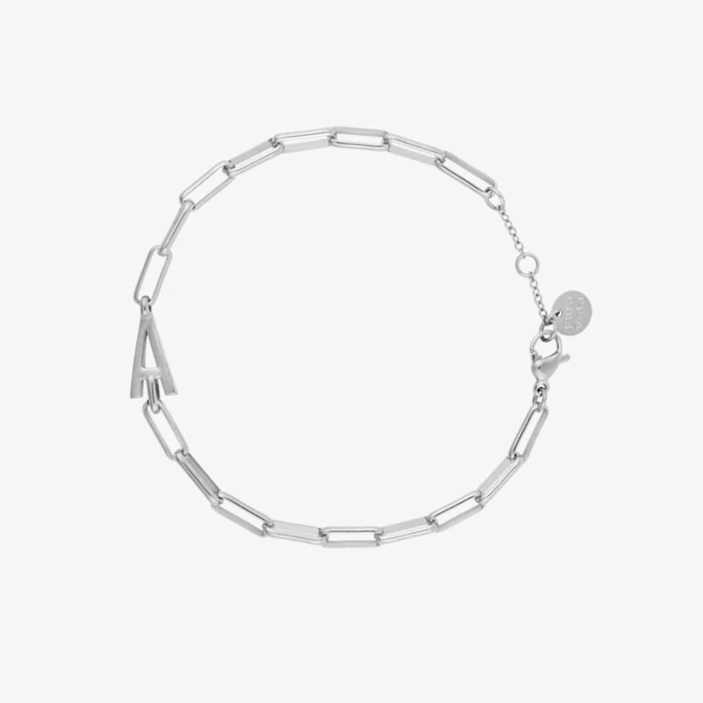 1971-initial-paperclip-chain-bracelet-19.webp Initial Paperclip Chain Bracelet