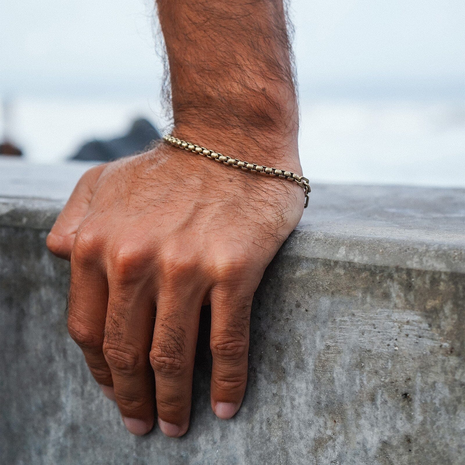 2010-men-s-carabiner-clasp-chain-bracelet-11.jpg Men's Carabiner Clasp Chain Bracelet