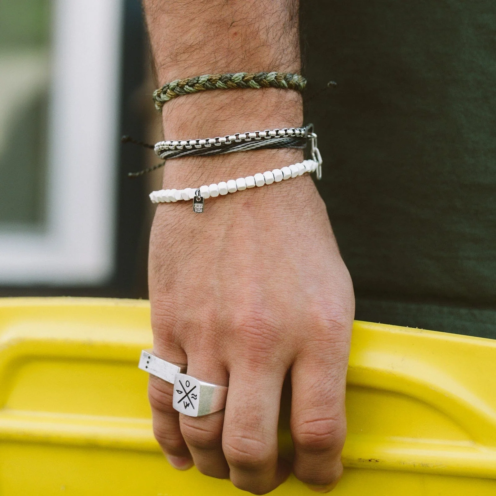 2010-men-s-carabiner-clasp-chain-bracelet-7.webp Men's Carabiner Clasp Chain Bracelet