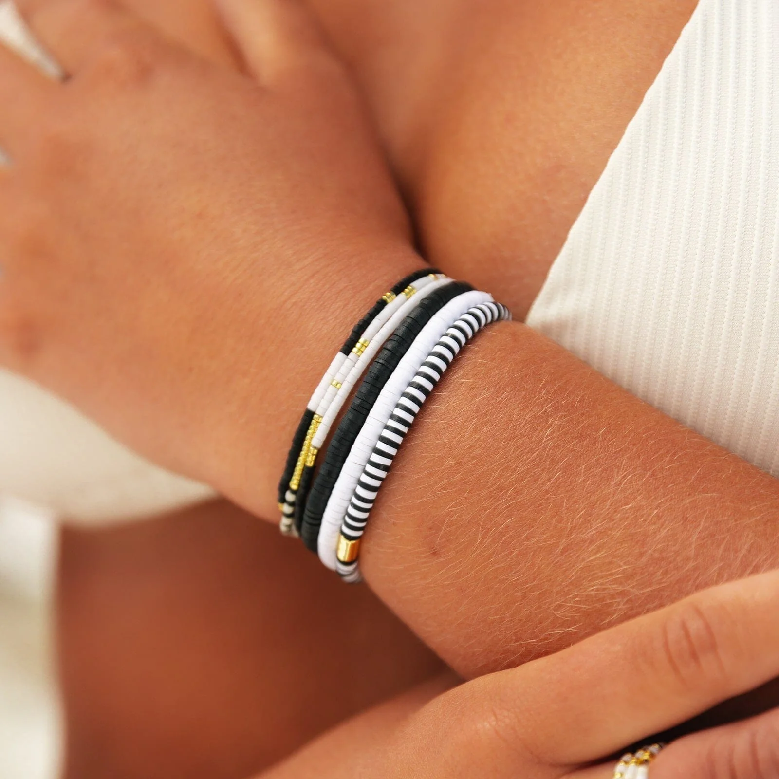 298-monochrome-stretch-bracelet-set-of-3-8.webp Monochrome Stretch Bracelet Set of 3