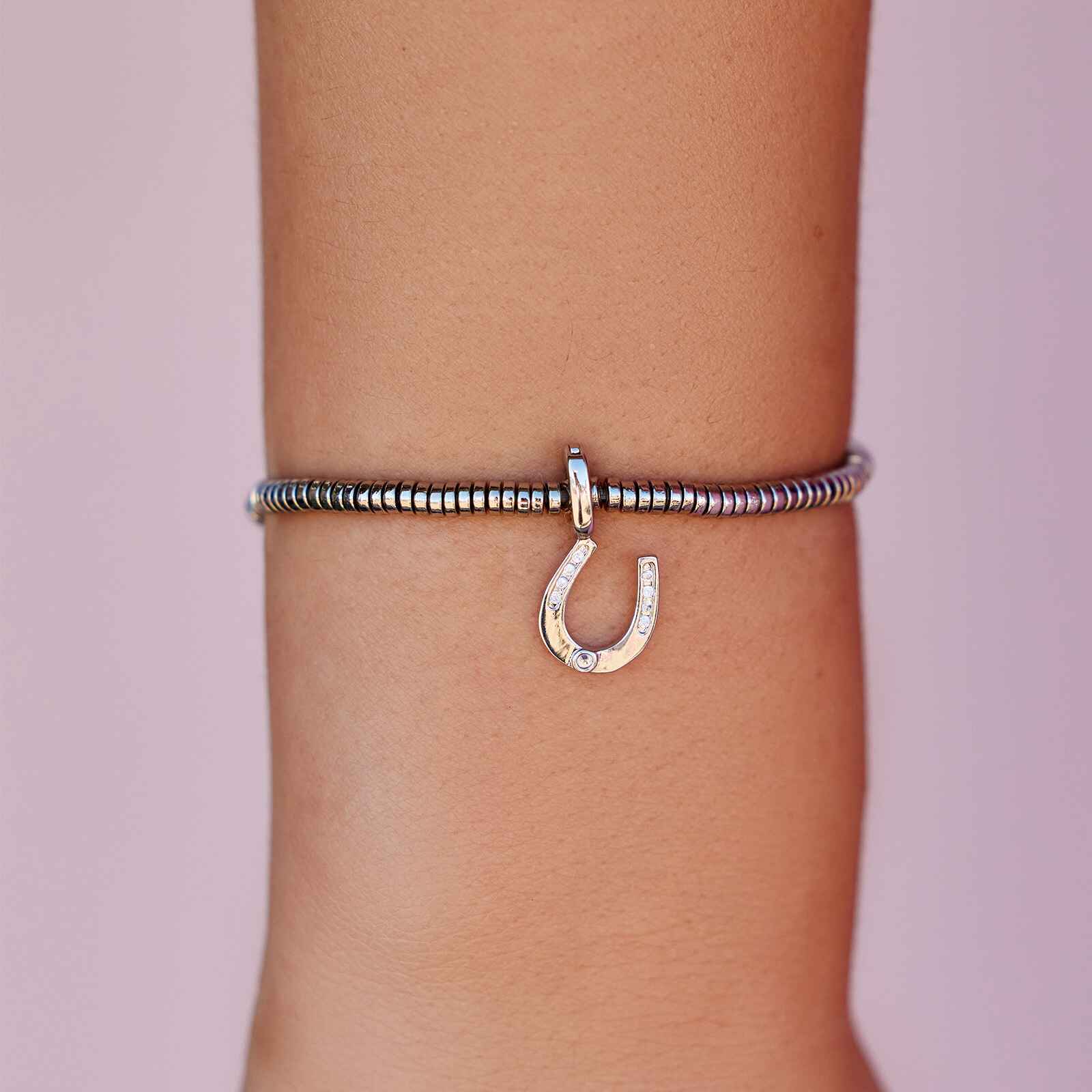 475-harper-horseshoe-charm-14.jpg Harper Horseshoe Charm