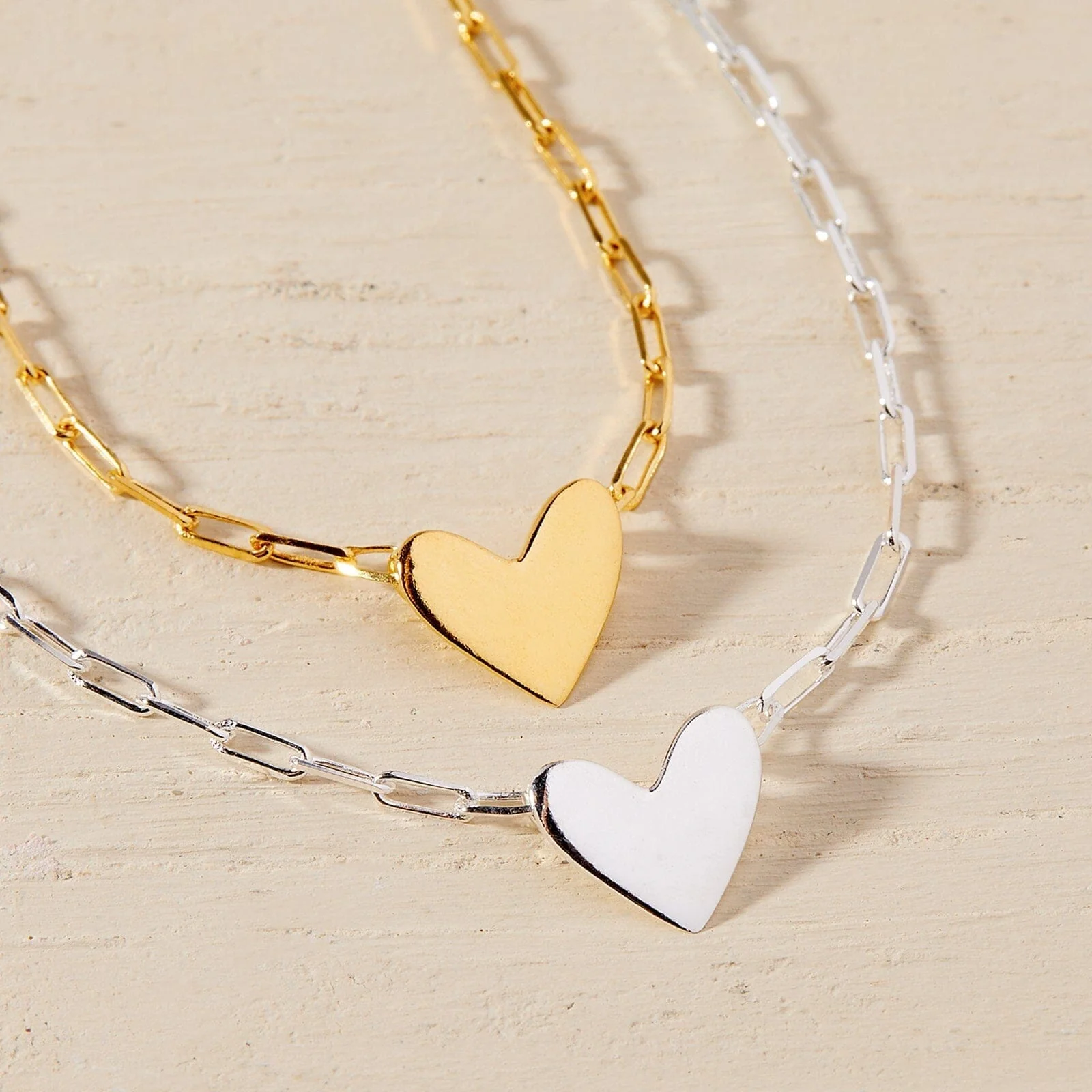 652-tiny-heart-choker-7.webp Tiny Heart Choker