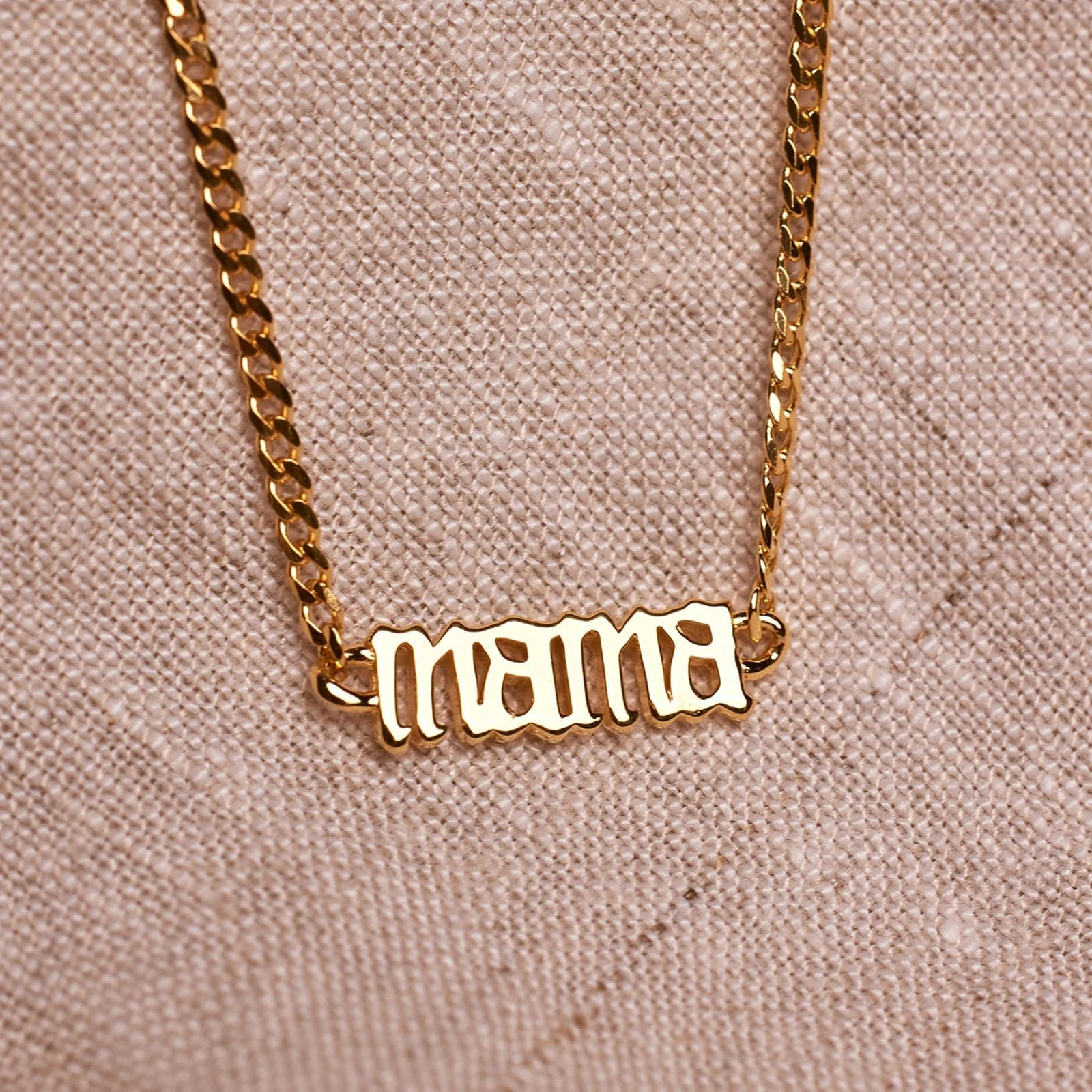 655-mama-curb-chain-choker-1.webp Mama Curb Chain Choker