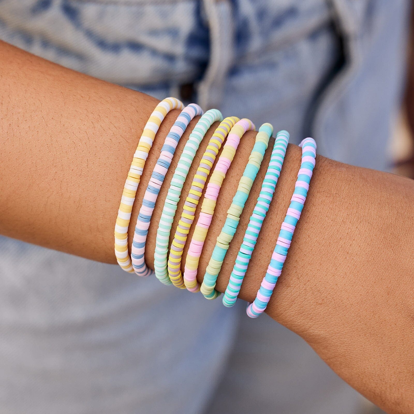 670-vacation-vibes-bright-stretch-bracelet-set-of-8-3.jpg Vacation Vibes Bright Stretch Bracelet Set of 8